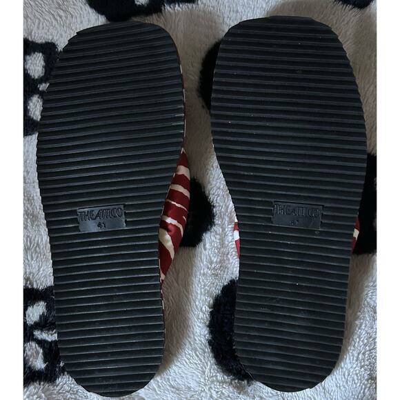 The Attico Women's Red Zebra Printed Indie Flat Thong Sandals Shoes-Sz 41/10US - Picture 5 of 6